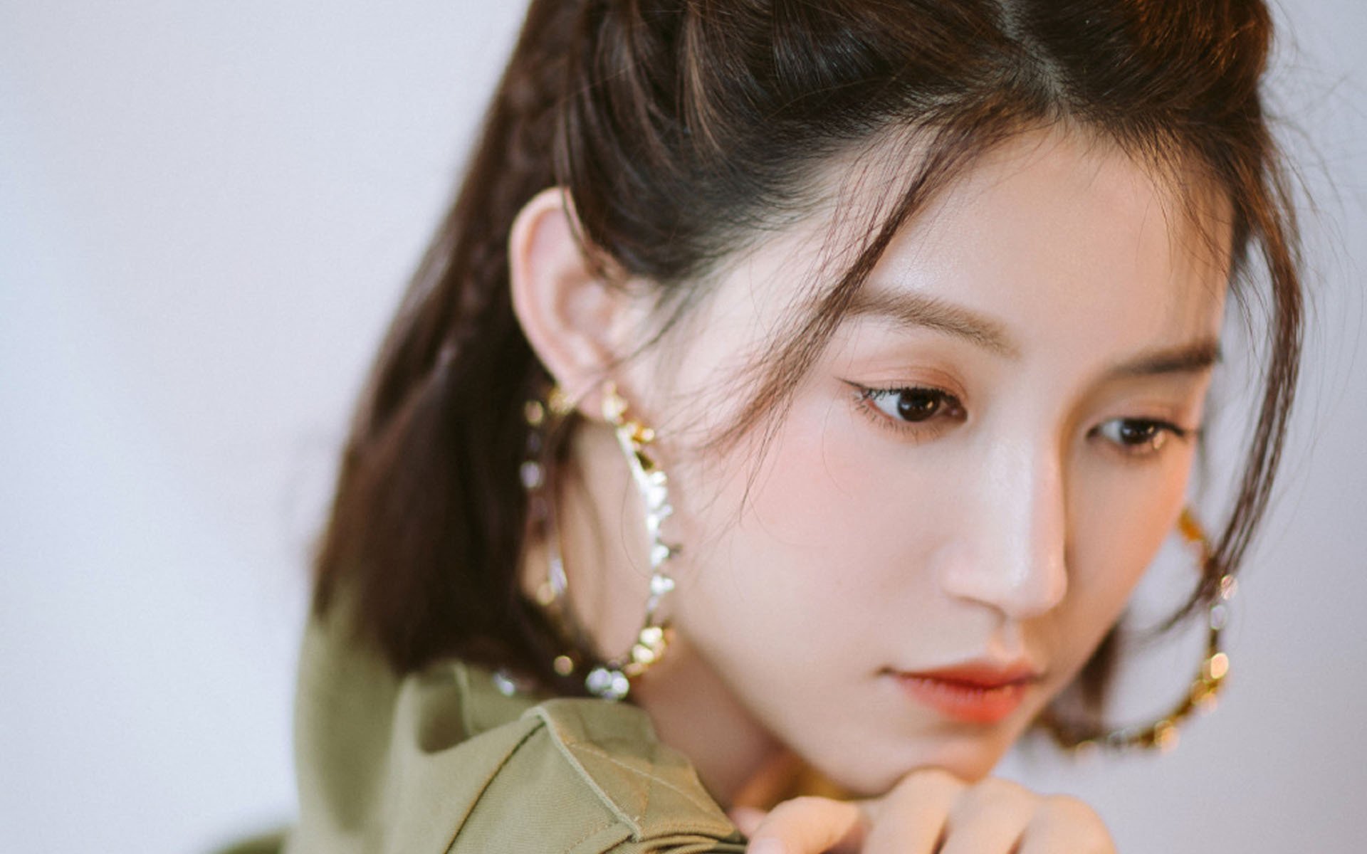 库里：连续52场比赛投中至少三分，创造历史！，库里57分+11记三分难阻败局 再现经典