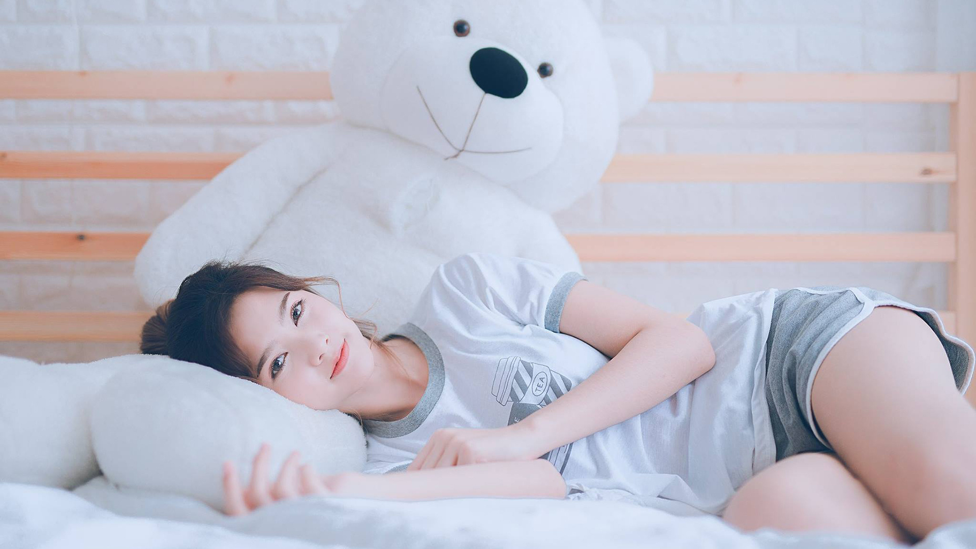 英超裁判语义分析提升VAR判罚效率的实证分析,足球var裁判